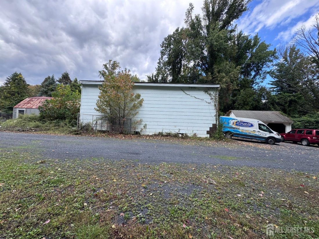 House in South Brunswick Township, New Jersey, United States 5 - 19064420