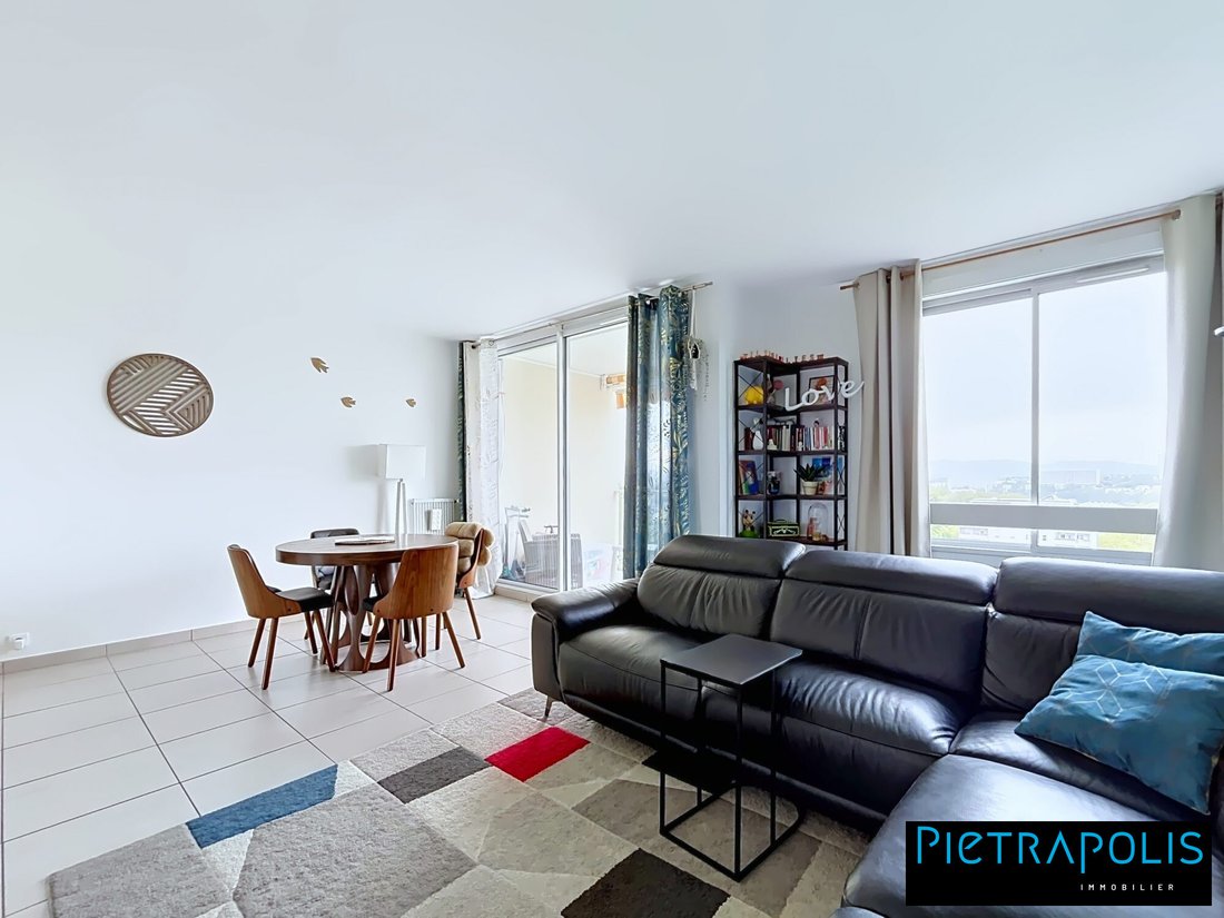 Apartment in Croix Rousse-Gros Caillou, Lyon 4e Arrondissement, Lyon 1 - 19065654