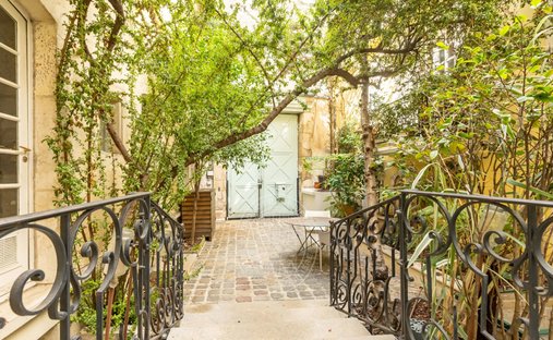 Apartment in Saint Gervais, Paris 4e Arrondissement, Paris 1