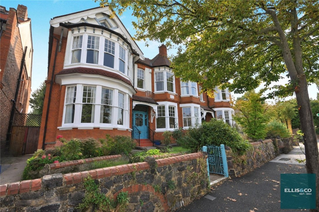 House in Finchley, Barnet, England 1 - 19062717