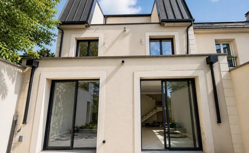 Haus in Mirebeau, Bourg-la-Reine, Frankreich 1