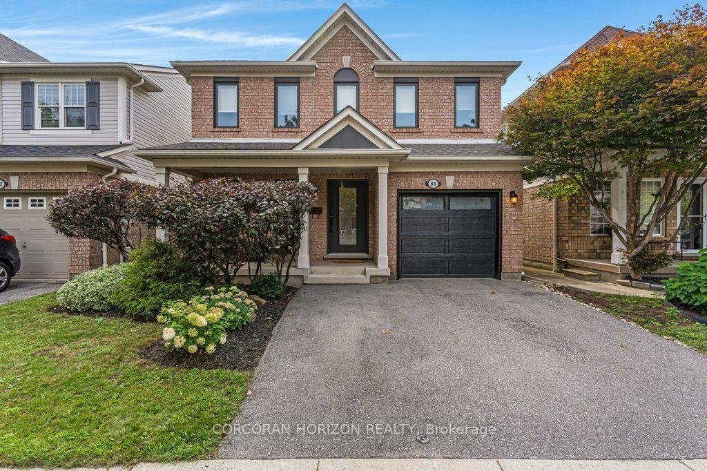 House in Cambridge, Ontario, Canada 1 - 19061570
