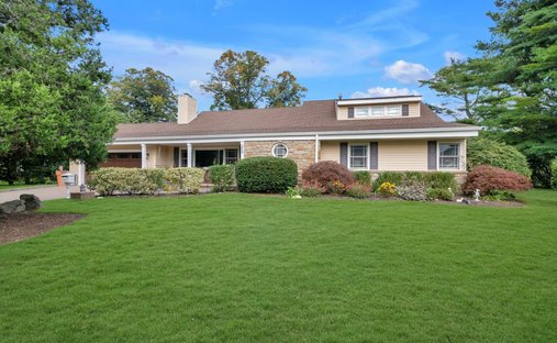 House in Hewlett, New York, United States 1