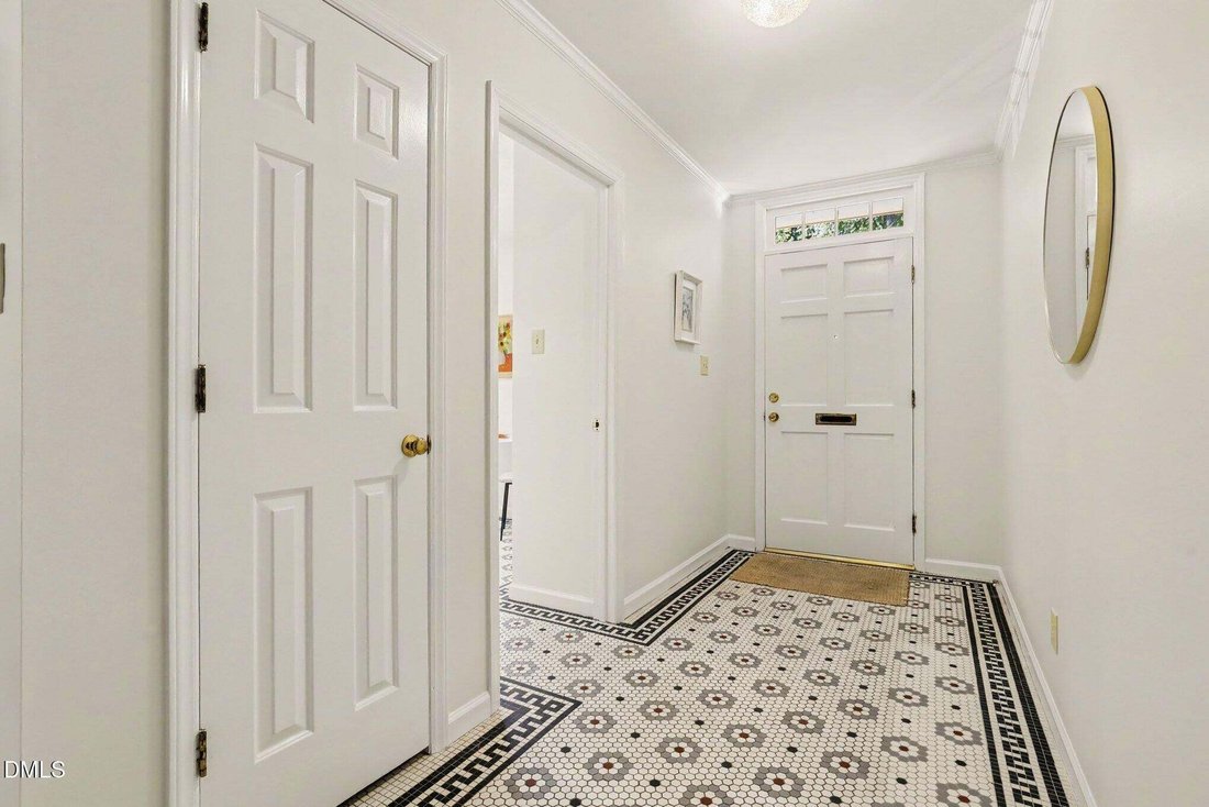 Condo in Chapel Hill, North Carolina, United States 4 - 19063080