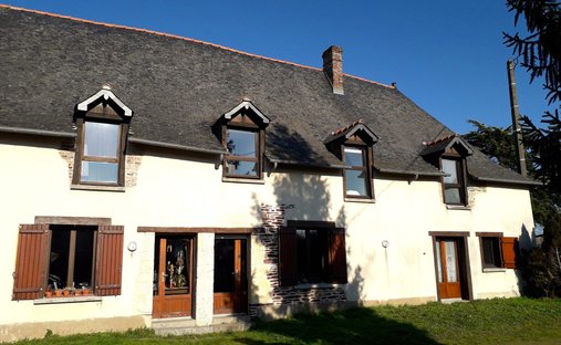 Casa a Est, Noyal-Châtillon-sur-Seiche, Francia 1