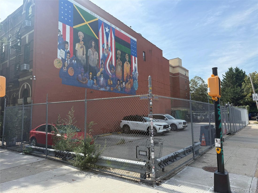 Condo in New York, New York, United States 2 - 19065344