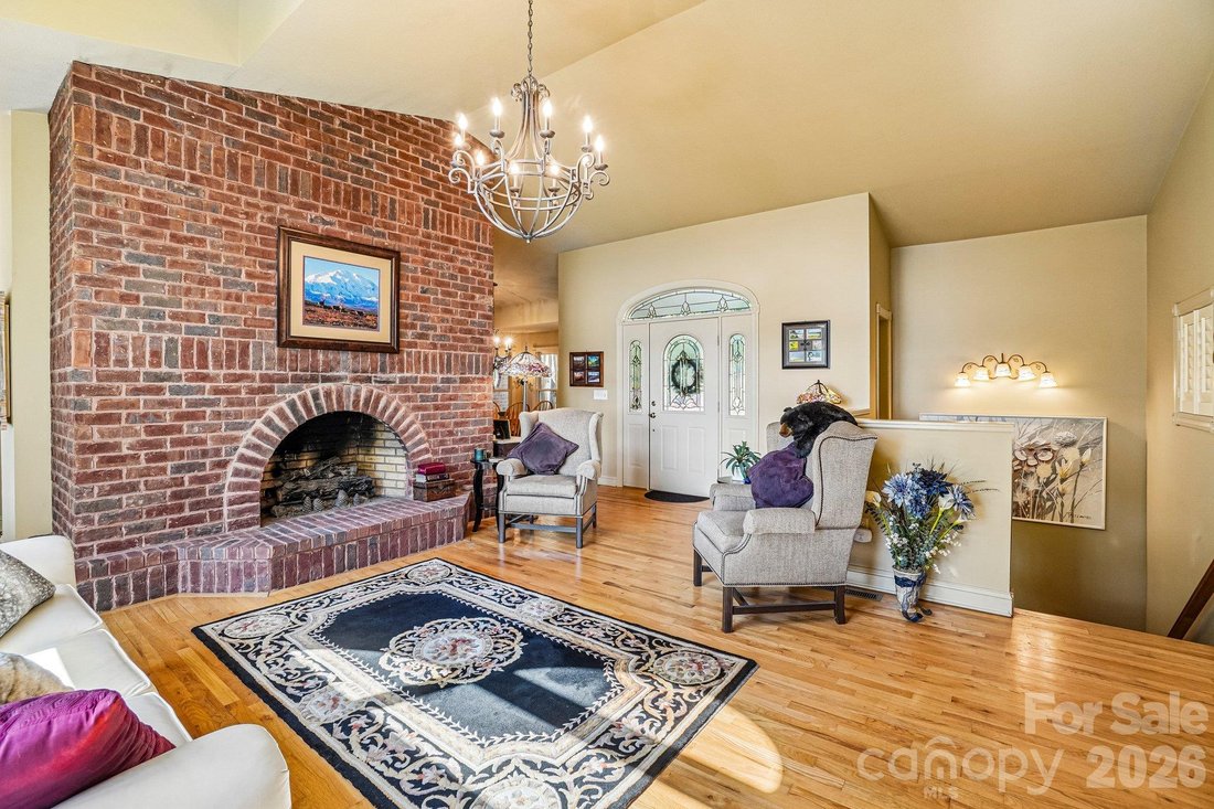 House in Hendersonville, North Carolina, United States 5 - 19061109