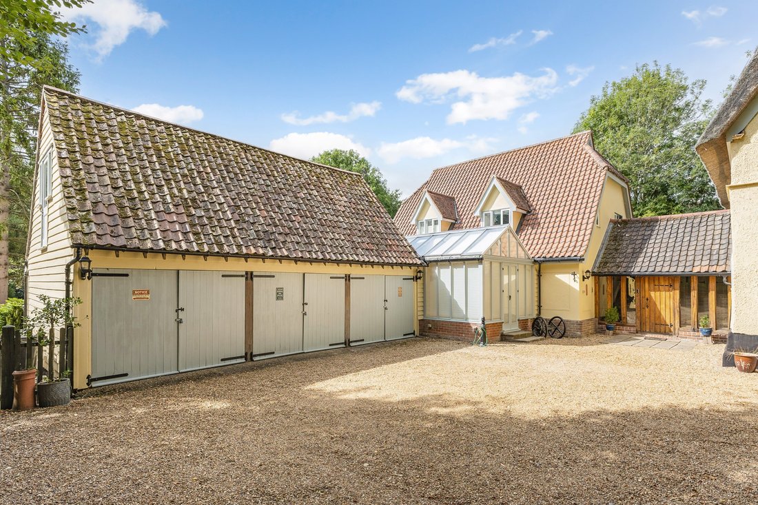 House in Buntingford, England 5 - 18806491
