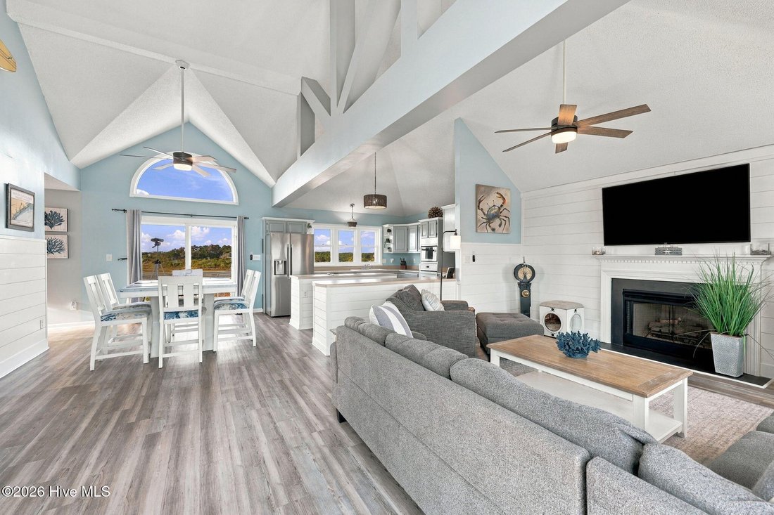 House in North Topsail Beach, North Carolina, United States 4 - 19059798