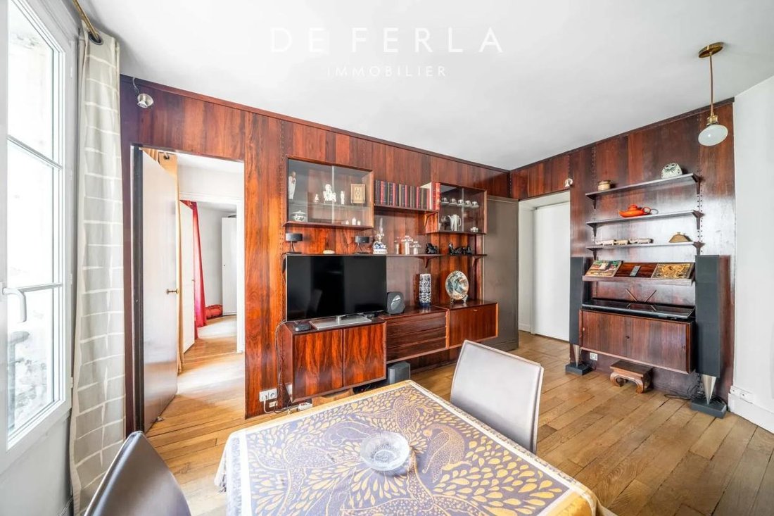 Apartment in Gros Caillou, Paris 7e Arrondissement, Paris 2 - 19064242