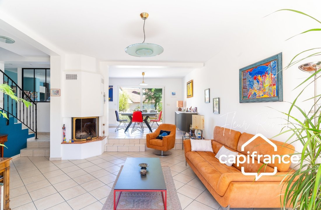House in Gif-sur-Yvette, Ile-de-France, France 3 - 19060584