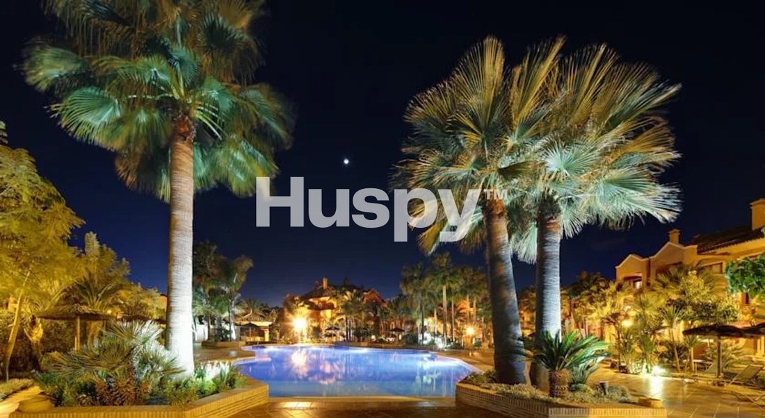 Apartamento en Nueva Andalucía, Marbella, España 3 - 19060442