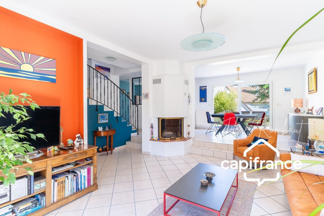 House in Gif-sur-Yvette, Ile-de-France, France 1 - 19060584