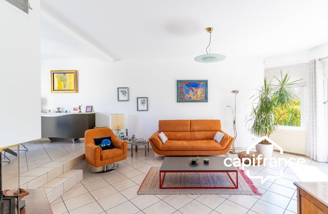 House in Gif-sur-Yvette, Ile-de-France, France 4 - 19060584