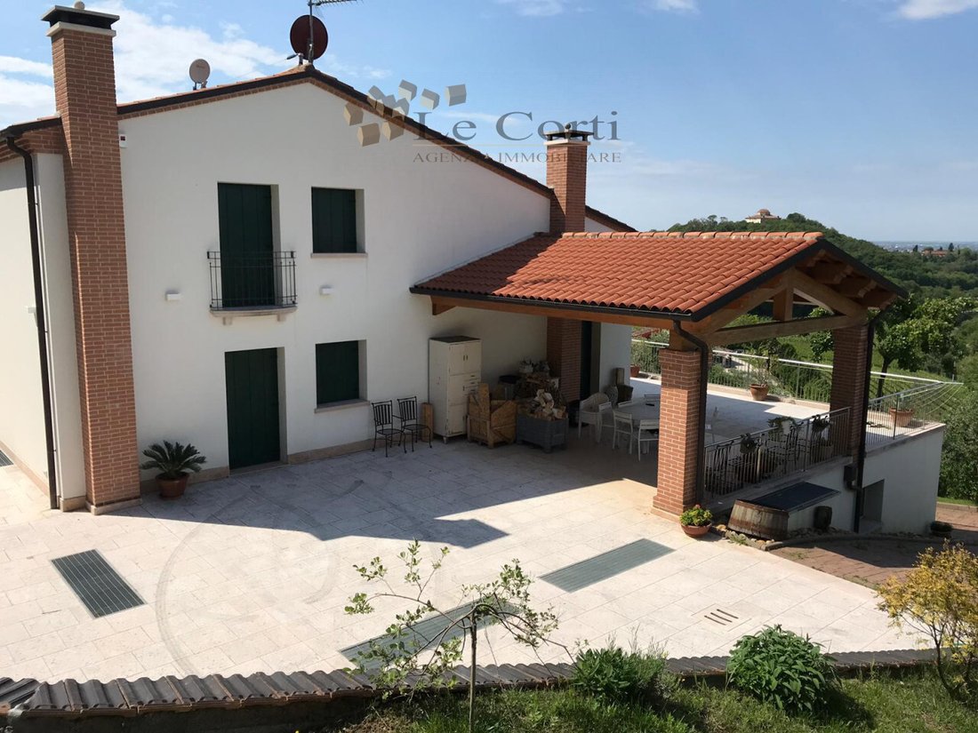 Villa en Sarego, Véneto, Italia 4 - 19064505