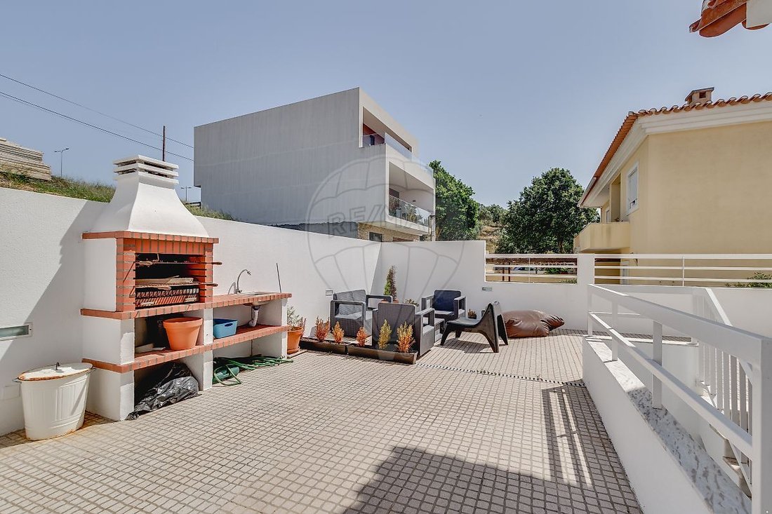 House in Oeiras e Sao Juliao da Barra, Paco de Arcos e Caxias, Lisbon, Portugal 5 - 19059570