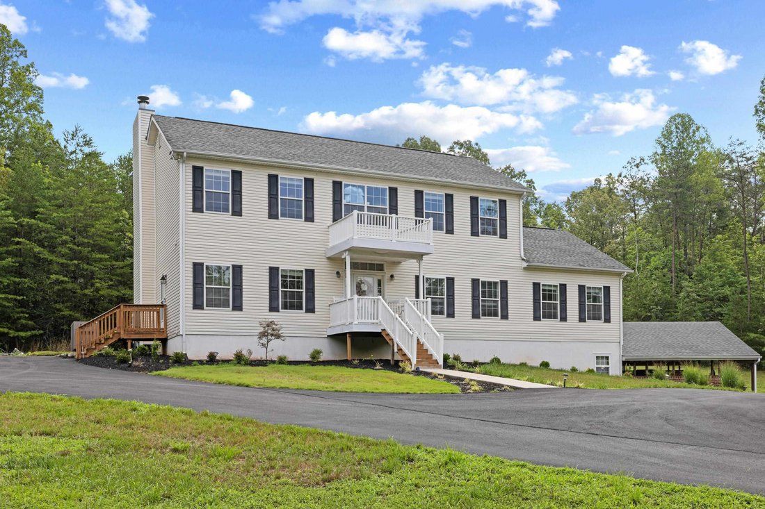Maison à Faber, Virginie, États-Unis 2 - 18558306