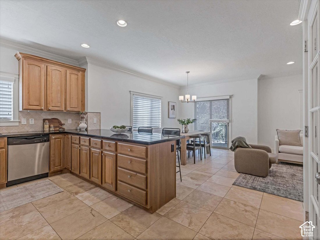 Townhouse in Holladay, Utah, United States 5 - 19062639