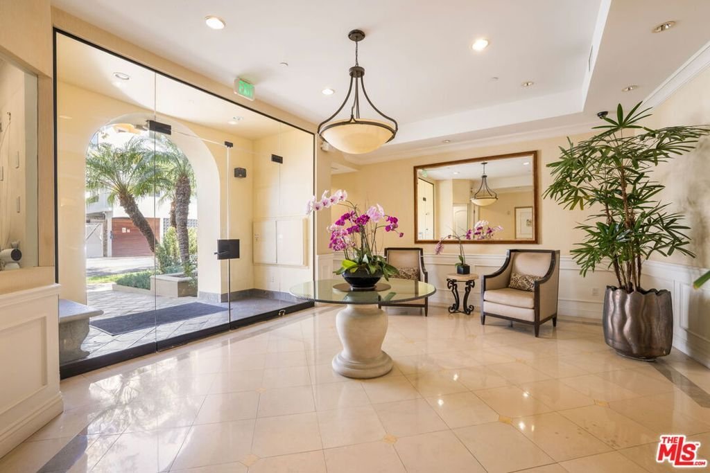 Townhouse in Beverly Hills, California, United States 4 - 19062346