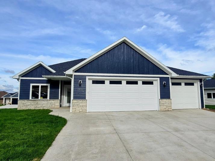 Condo in De Pere, Wisconsin, United States 1 - 18696939
