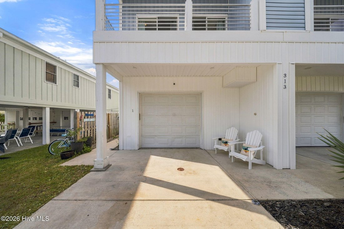 Townhouse en Carolina Beach, Carolina del Norte, Estados Unidos 3 - 19063329