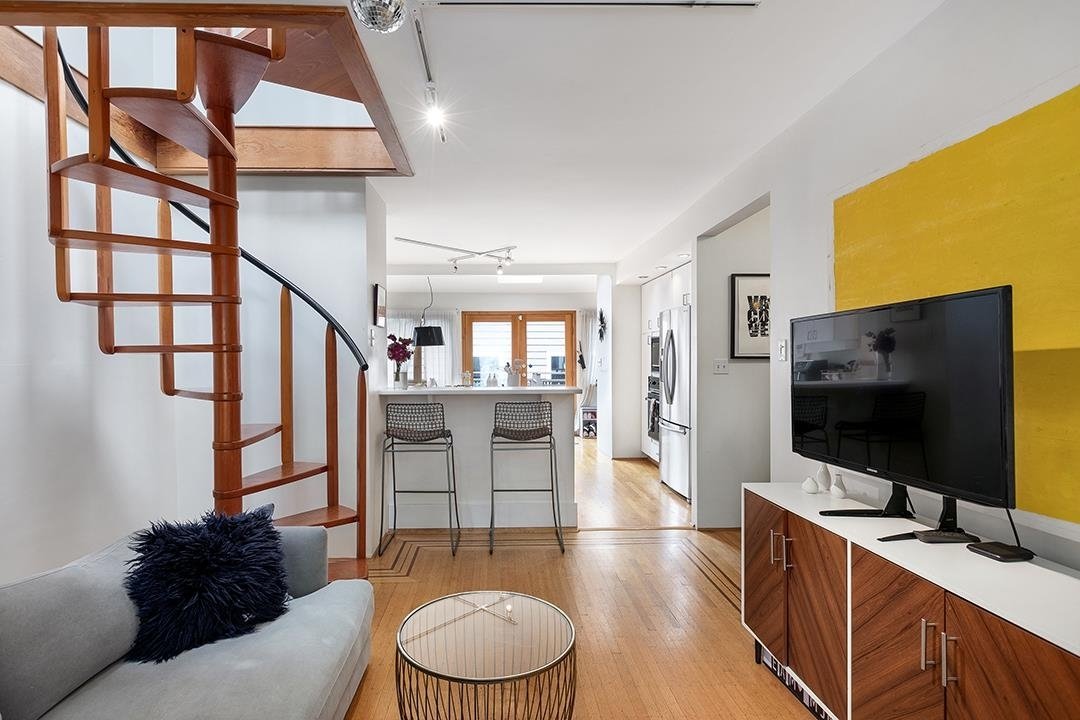 House in Vancouver, British Columbia, Canada 5 - 19065585