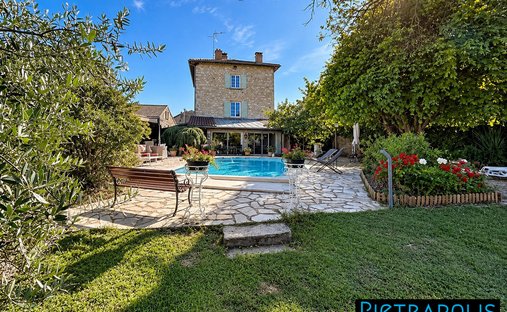 Haus in Soucieu-en-Jarrest, Auvergne-Rhone-Alpen, Frankreich 1