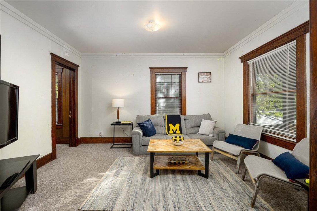 Casa en Ann Arbor, Míchigan, Estados Unidos 5 - 19063373