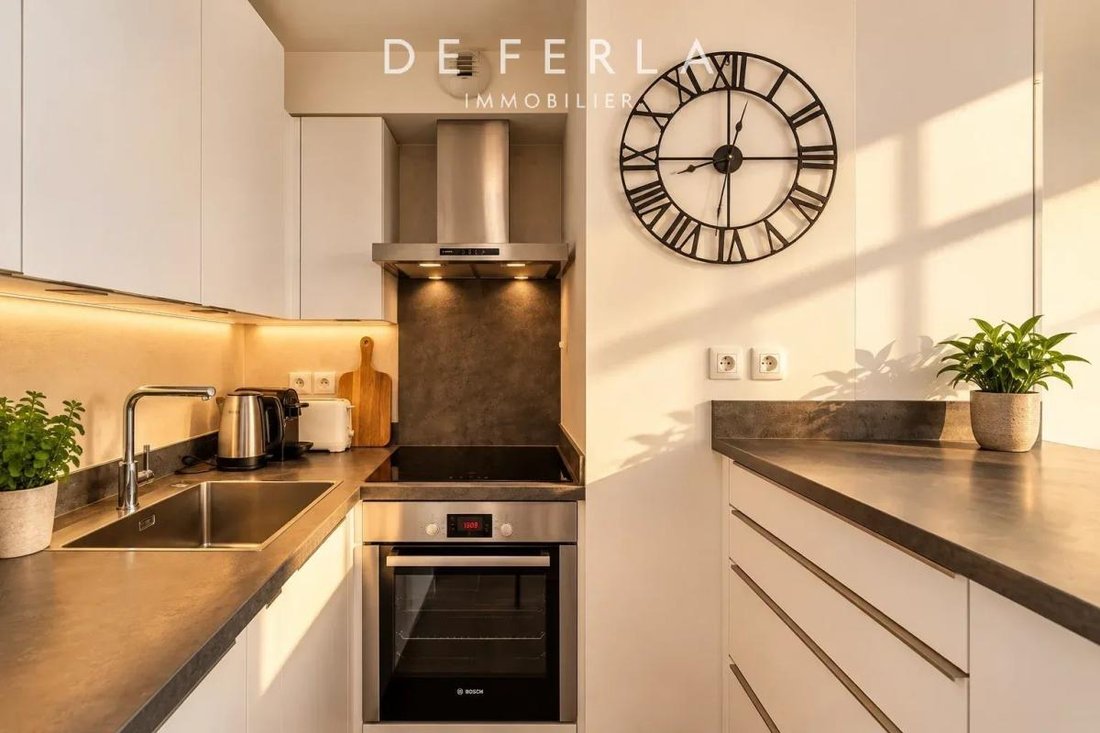 Apartment in Violet Commerce, Paris 15e Arrondissement, Paris 5 - 18882495