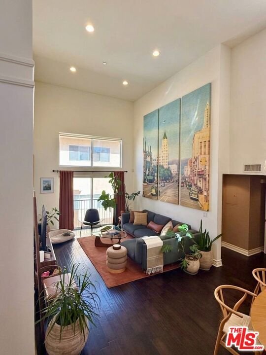 Appartement à Los Angeles, Californie, États-Unis 3 - 19064239