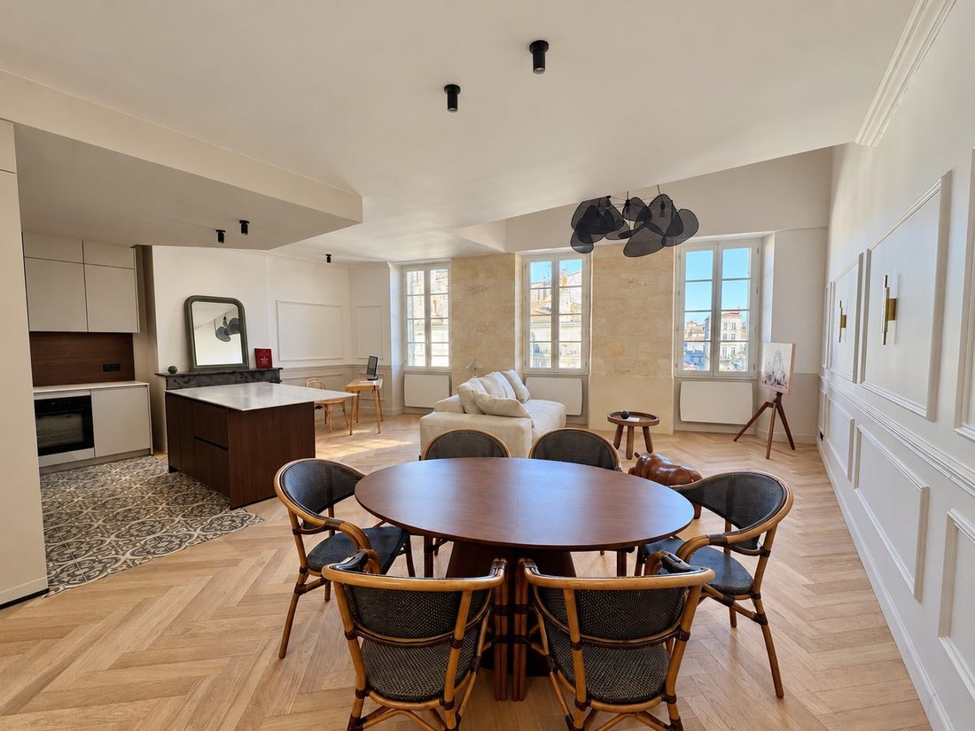 Appartamento a San Bruno-San Agostino, Bordeaux, Francia 1 - 19065645
