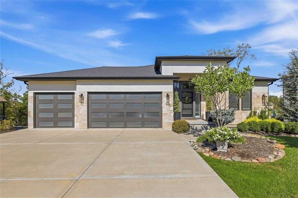 House in Greenwood, Missouri, United States 1 - 19041299