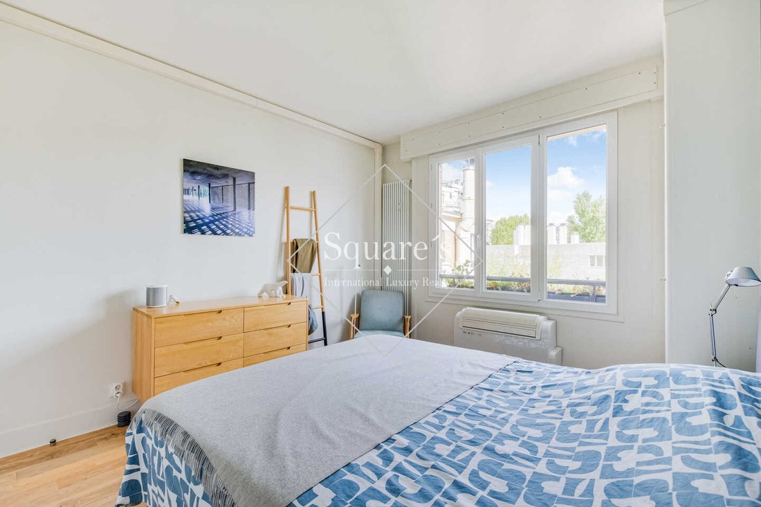 Apartment in La Plaine des Sablons, Neuilly-sur-Seine, France 4 - 19064476