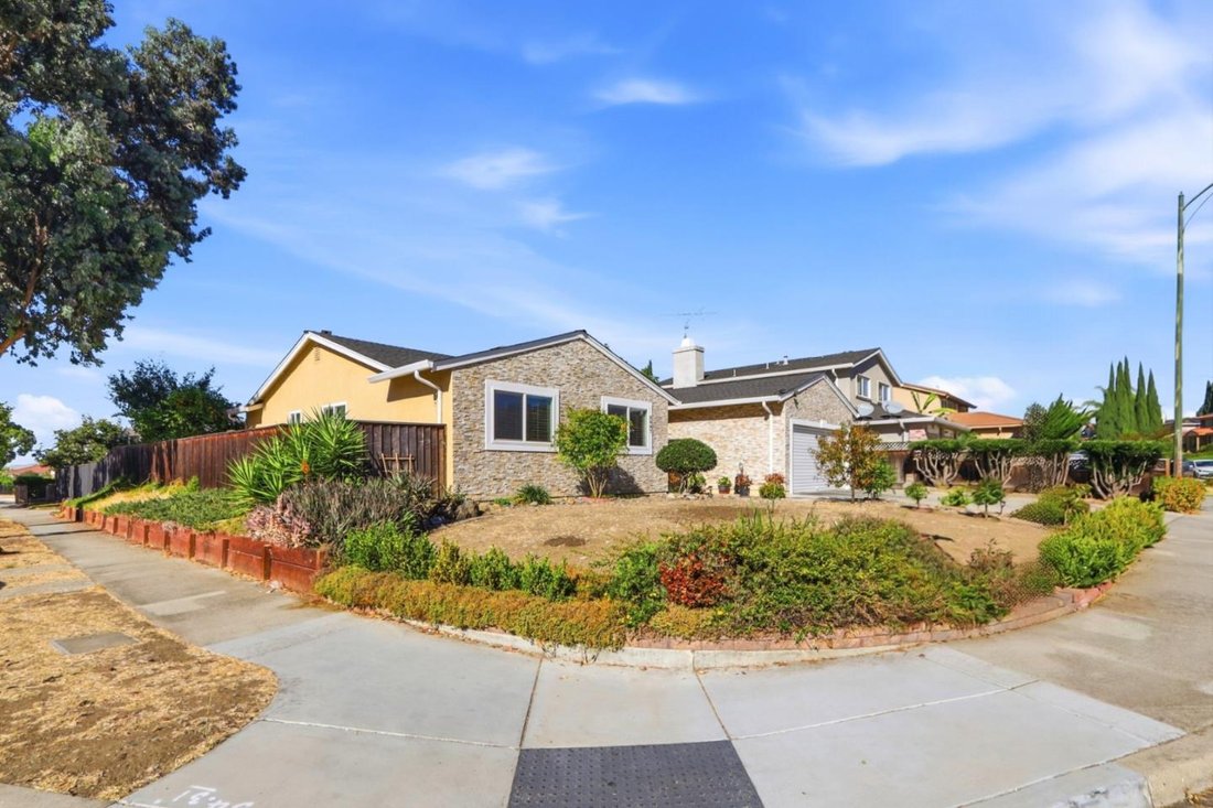 House in San Jose, California, United States 3 - 19059279