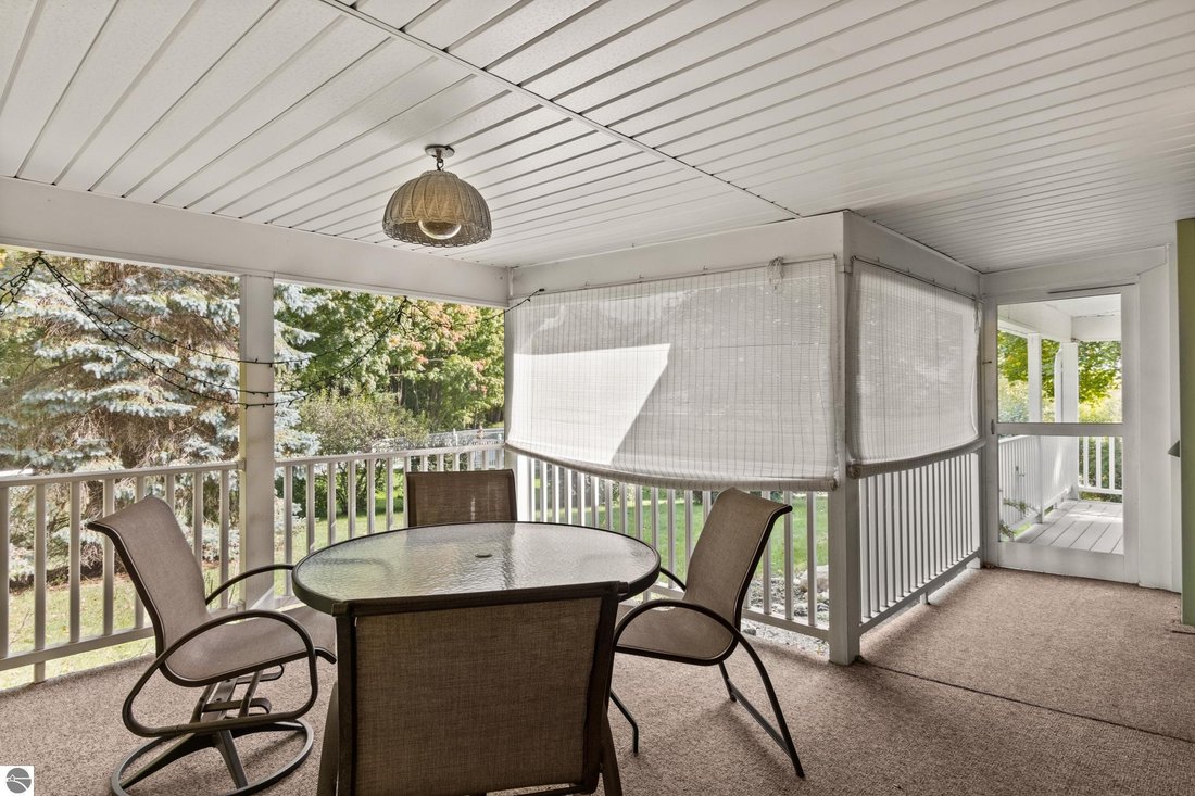 House in Garfield Township, Michigan, United States 5 - 19061841