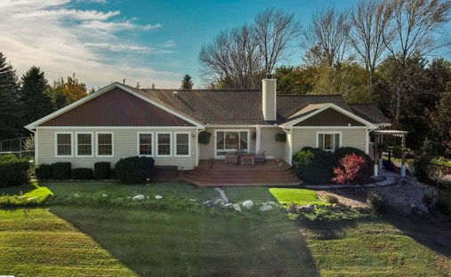 Haus in Suttons Bay, Michigan, Vereinigte Staaten 1