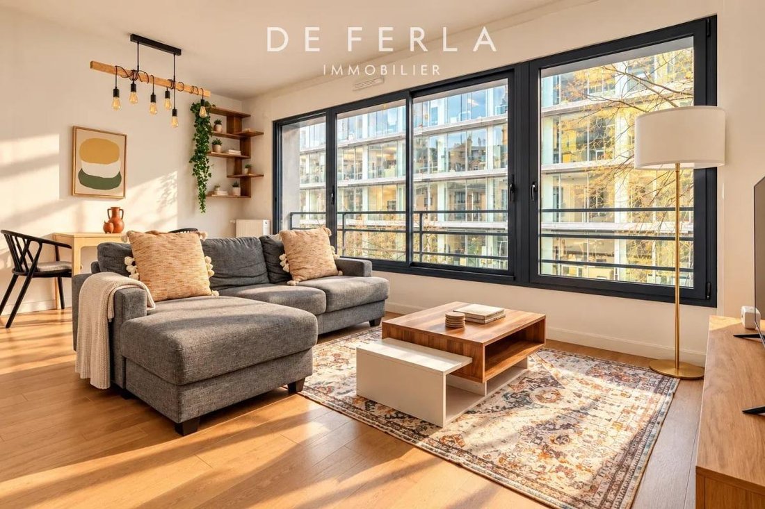 Apartment in Violet Commerce, Paris 15e Arrondissement, Paris 1 - 18882495