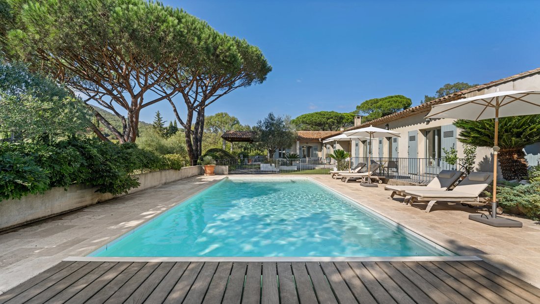 Maisons de campagne à Grimaud, Provence-Alpes-Côte d'Azur, France 2 - 19064049