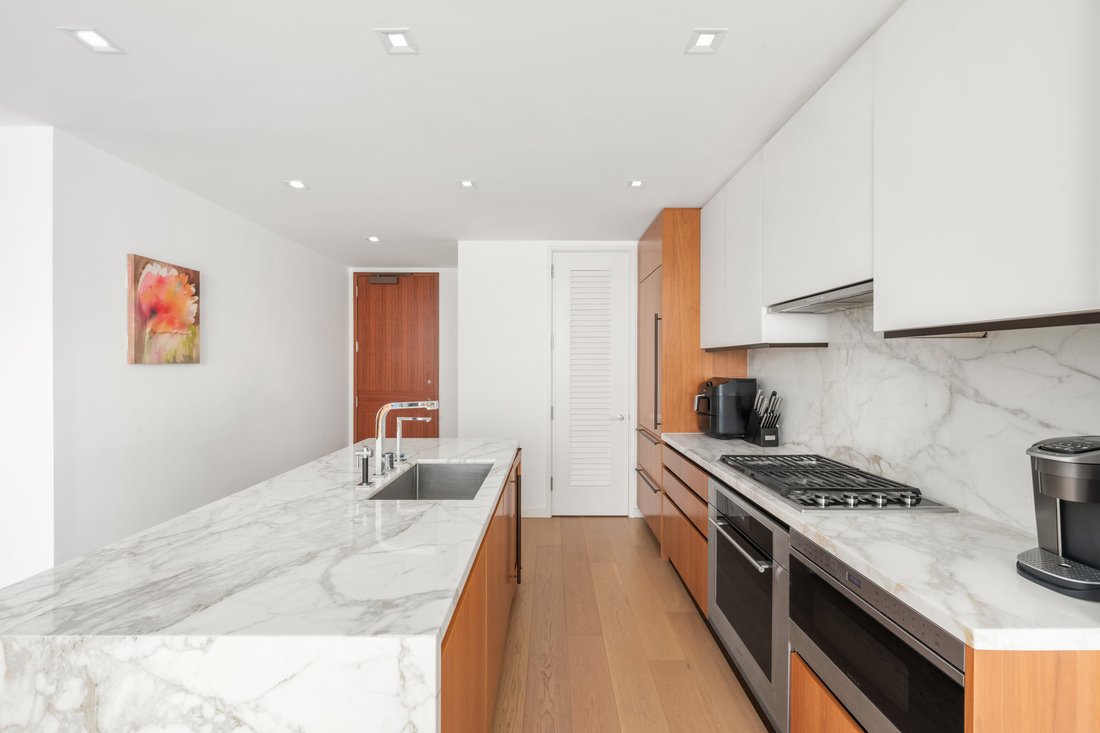 Condo in New York, New York, United States 3 - 19064247