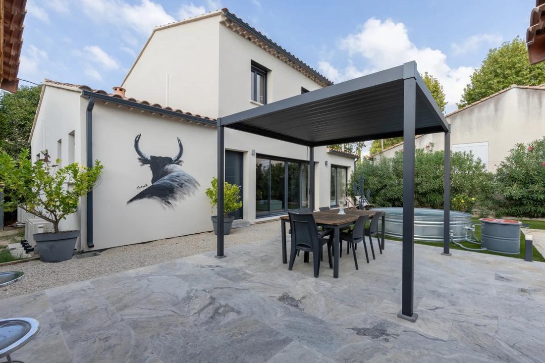 House in Saint-Etienne-du-Grès, Provence-Alpes-Côte d'Azur, France 1 - 19064092