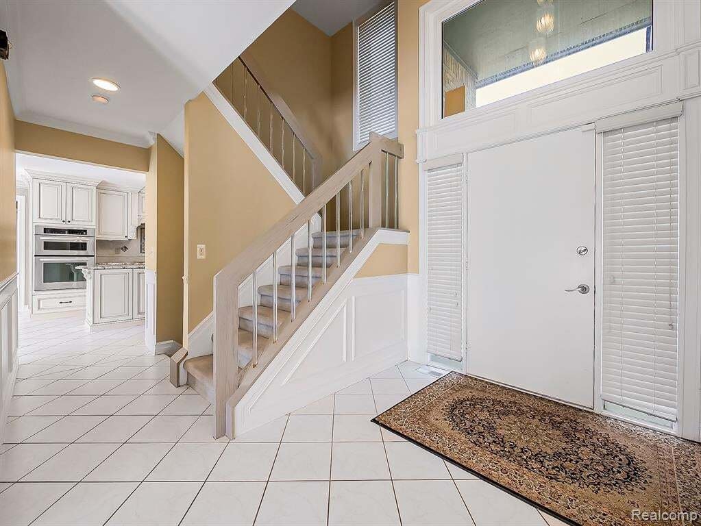 Casa en Farmington Hills, Míchigan, Estados Unidos 3 - 19063347