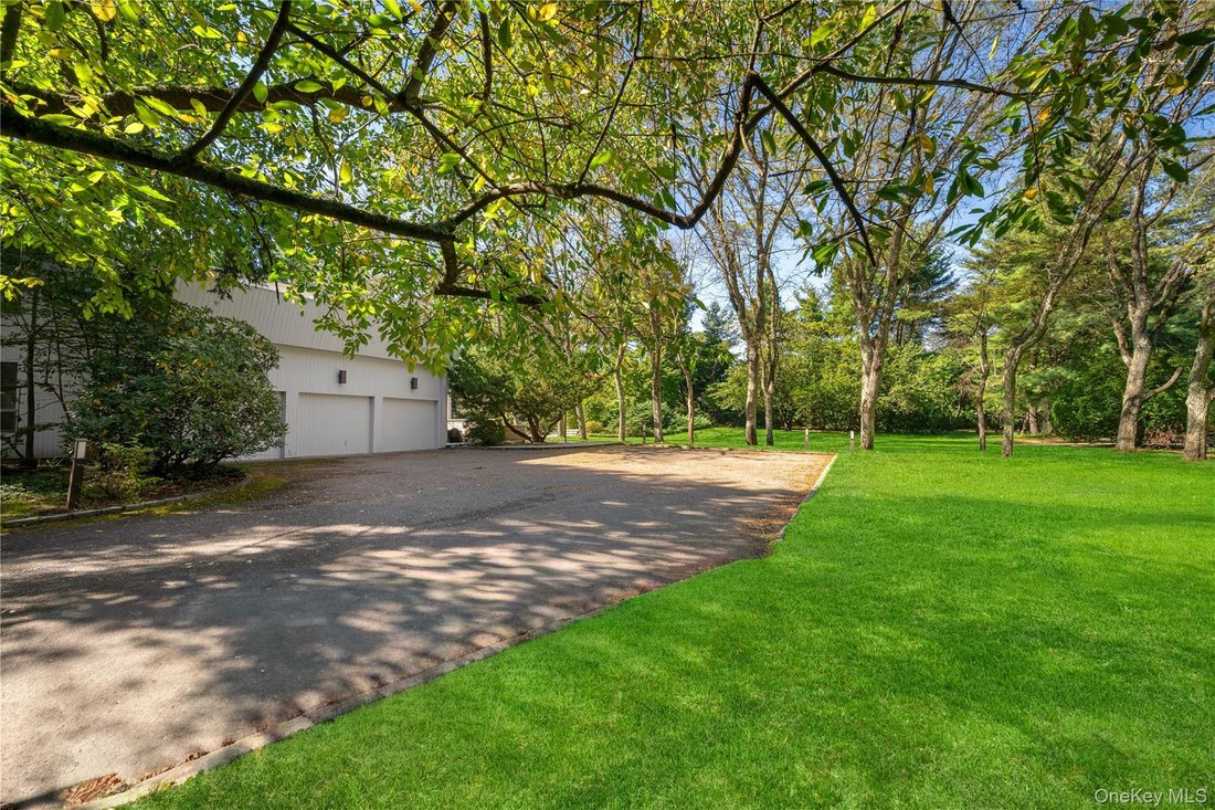 House in Old Westbury, New York, United States 3 - 19064237