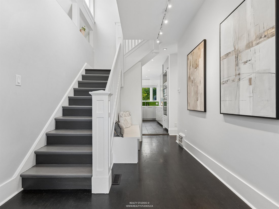House in Vancouver, British Columbia, Canada 2 - 19065595