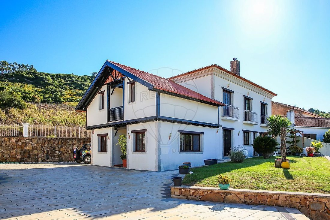 House in Santo Quintino, Lisbon, Portugal 1 - 19059550