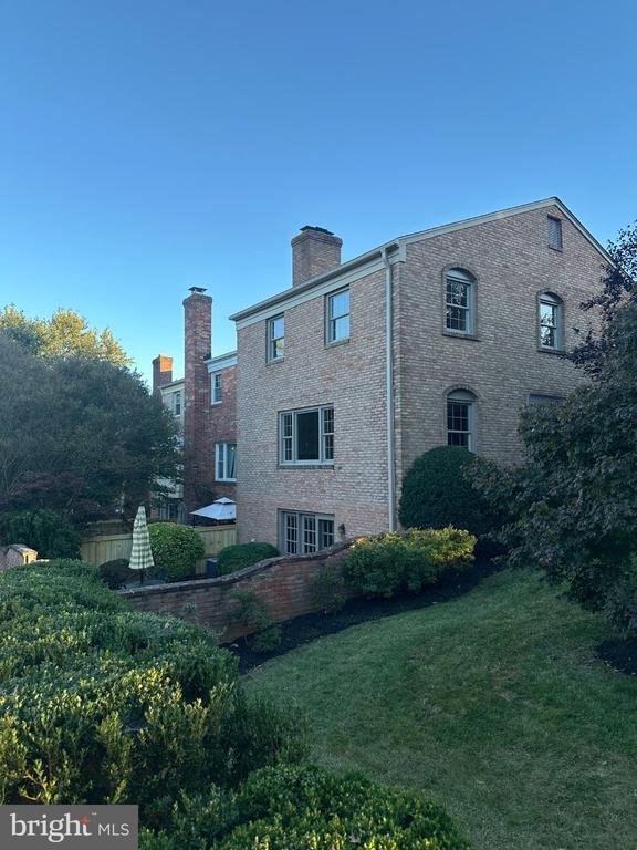 Townhouse in Oakton, Virginia, United States 3 - 19065814