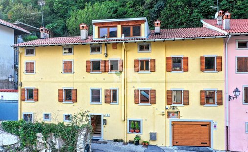 Haus in Gemona del Friuli, Friaul-Julisch Venetien, Italien 1