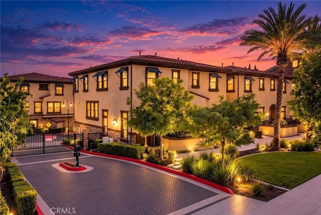 Townhouse in Arcadia, California, United States 2 - 19059411