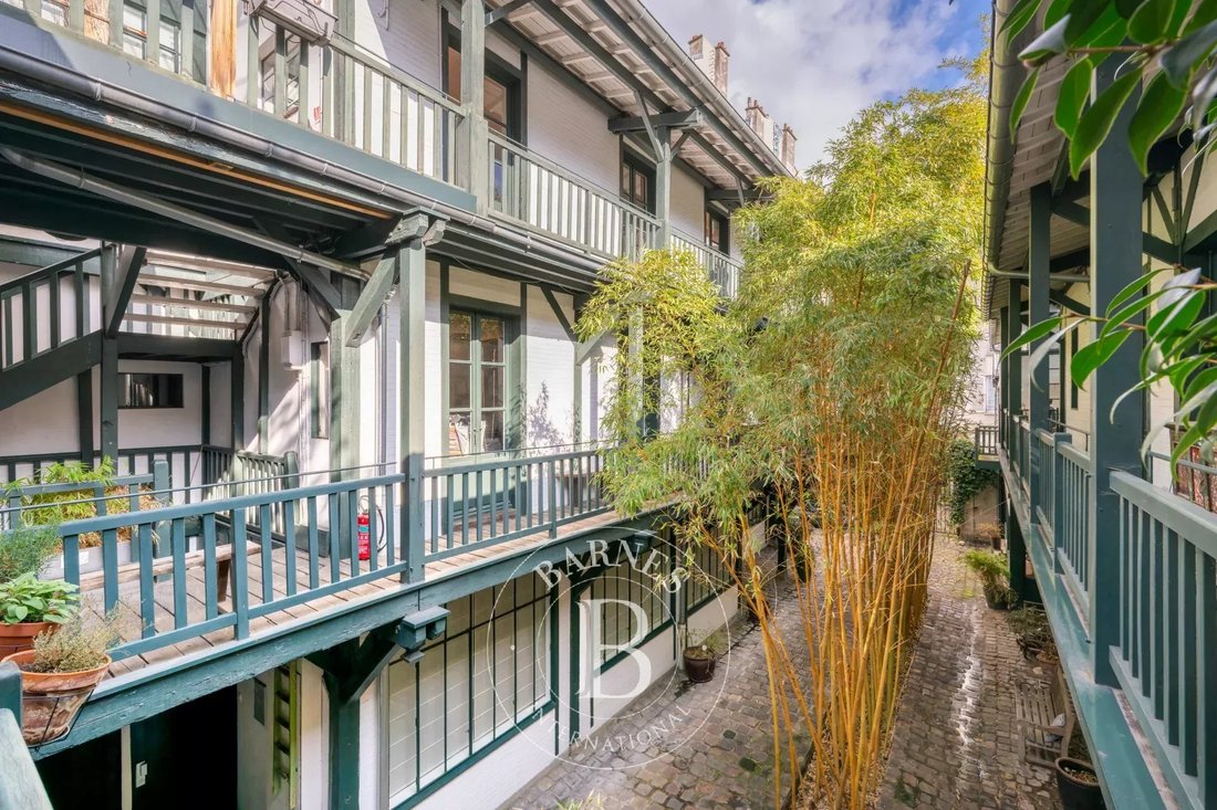 Apartment in Chateau d'Eau-Lancry, Paris 10e Arrondissement, Paris 4 - 19059597