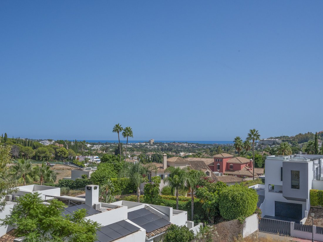 Penthouse in Nueva Andalucia, Marbella, Spain 3 - 19062560