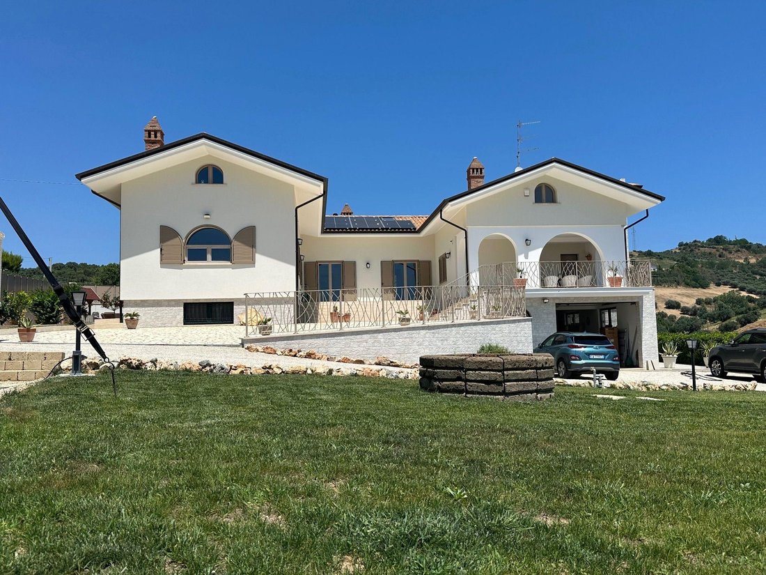 Villa a Tortoreto, Abruzzo, Italia 2 - 19060563